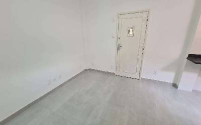FL0CO105547